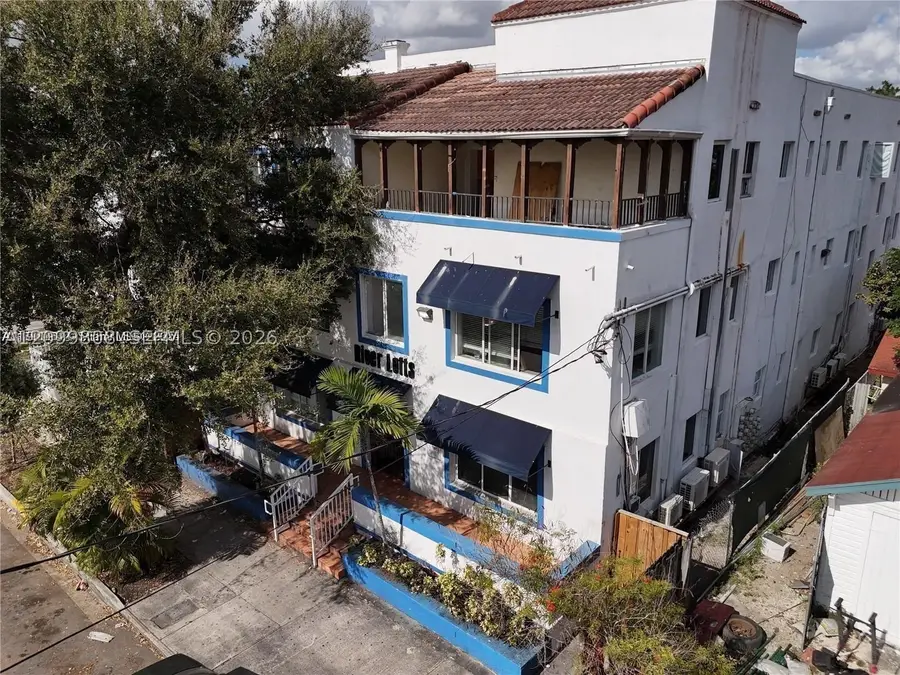 1021 NW 3rd St #305, Miami, FL 33128 - #2