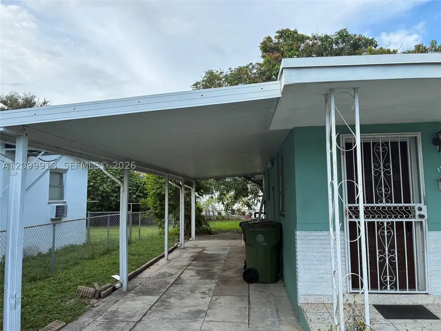 1155 W 33rd Pl, Hialeah, FL 33012 - #2