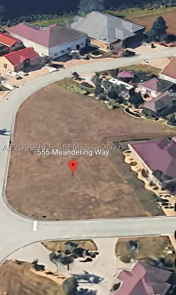 555 Meandering Way, Other, FL 33868