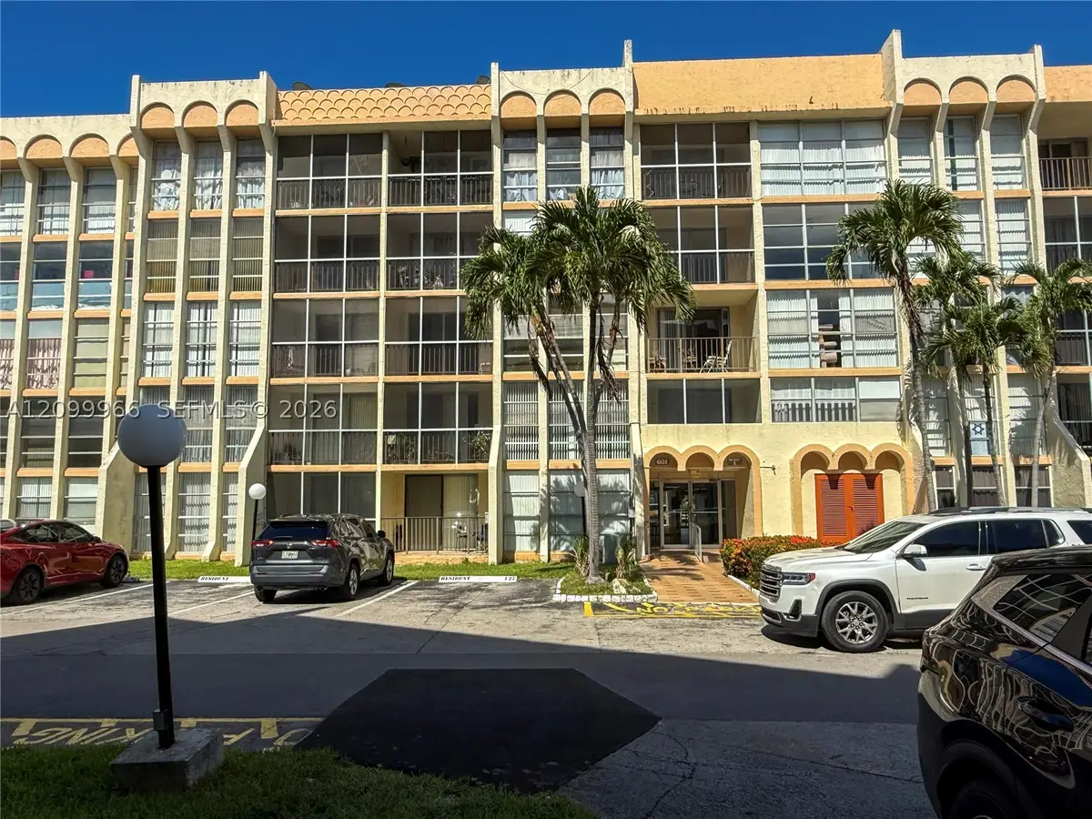 601 Three Islands Blvd #117, Hallandale Beach, FL 33009 - #1