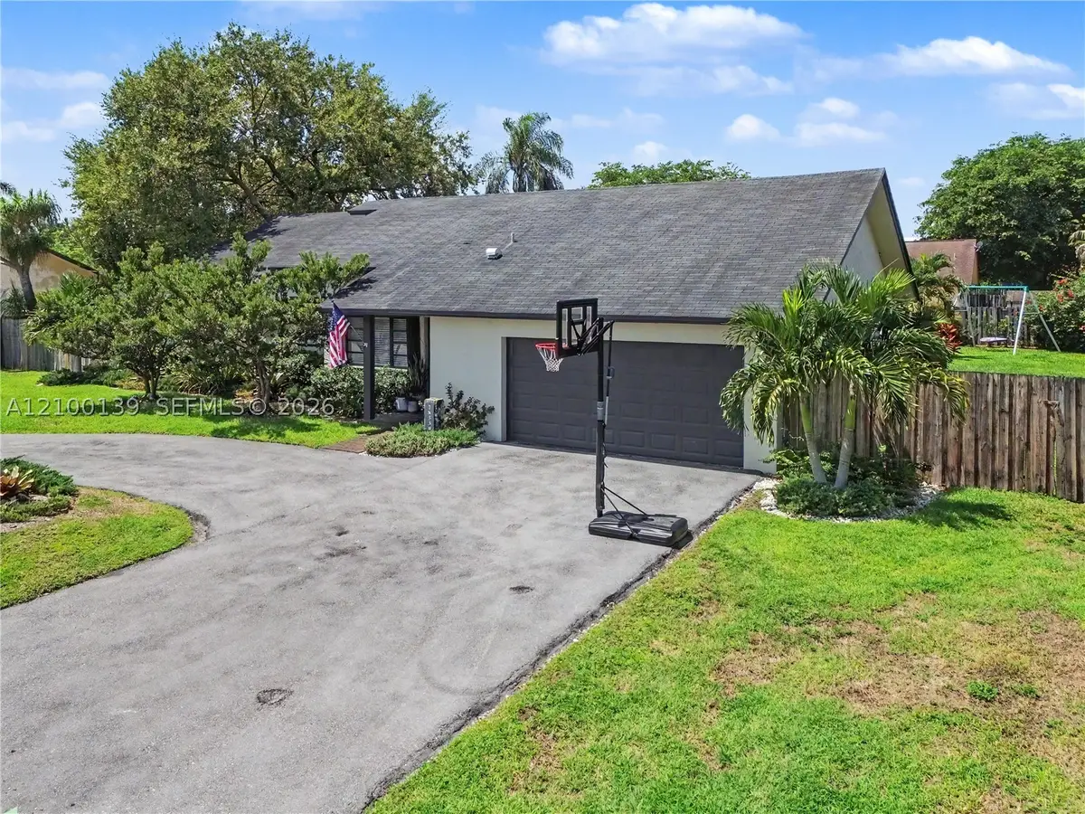 28330 SW 163rd Ave, Homestead, FL 33033 - #1