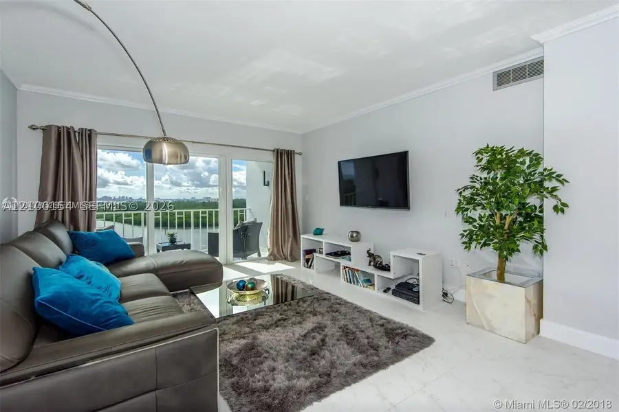 300 Bayview Dr #1102, Sunny Isles Beach, FL 33160 - #2