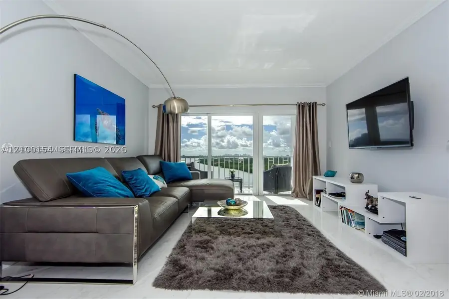 300 Bayview Dr #1102, Sunny Isles Beach, FL 33160 - #3