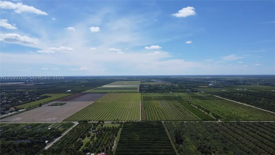 320xx SW 212 Ave, Homestead, FL 33030 - #2