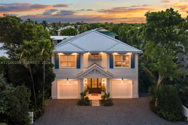 226 Navajo St, Plantation Key, FL 33070