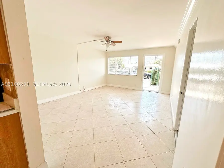 2175 NE 56th St #110, Fort Lauderdale, FL 33308 - #3