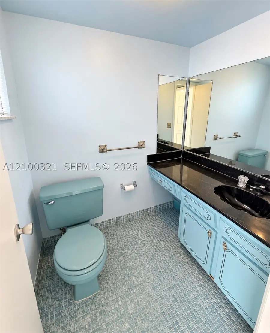 4000 NW 44th Ave #113, Lauderdale Lakes, FL 33319 - #2