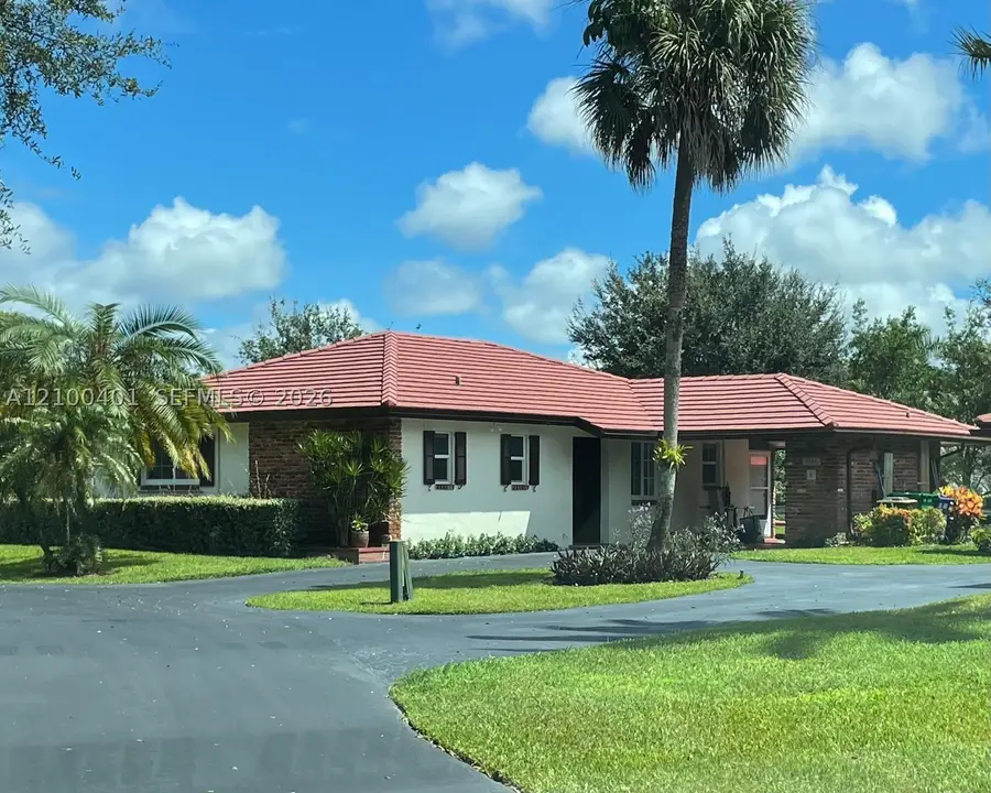 9065 Thunderbird Dr, Coral Springs, FL 33065 - #2