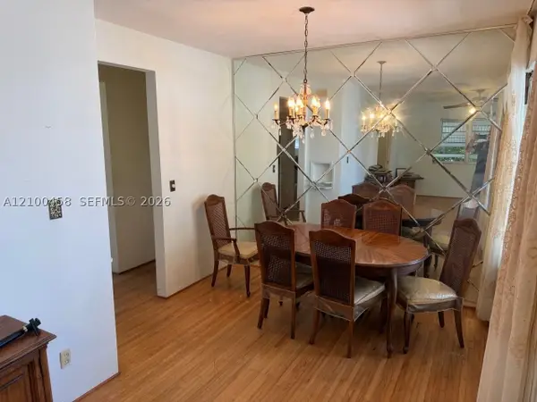 7915 Byron Ave #4, Miami Beach, FL 33141