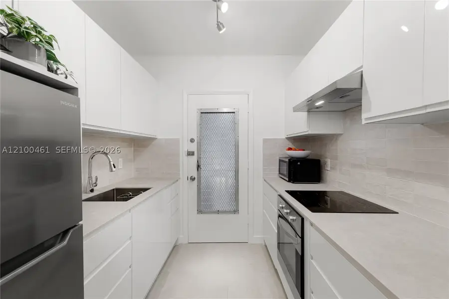 350 Collins Ave #311, Miami Beach, FL 33139 - #3