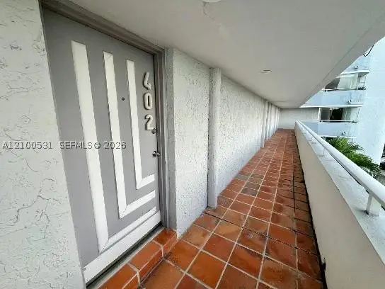 1650 NE 115th St #402, Miami, FL 33181 - #2