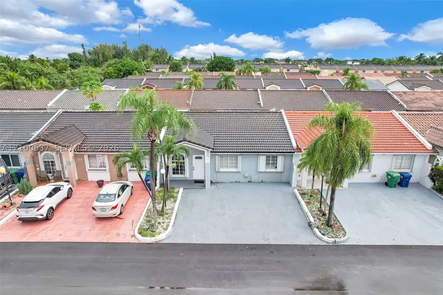 7677 NW 180th Ter, Hialeah, FL 33015 - #2