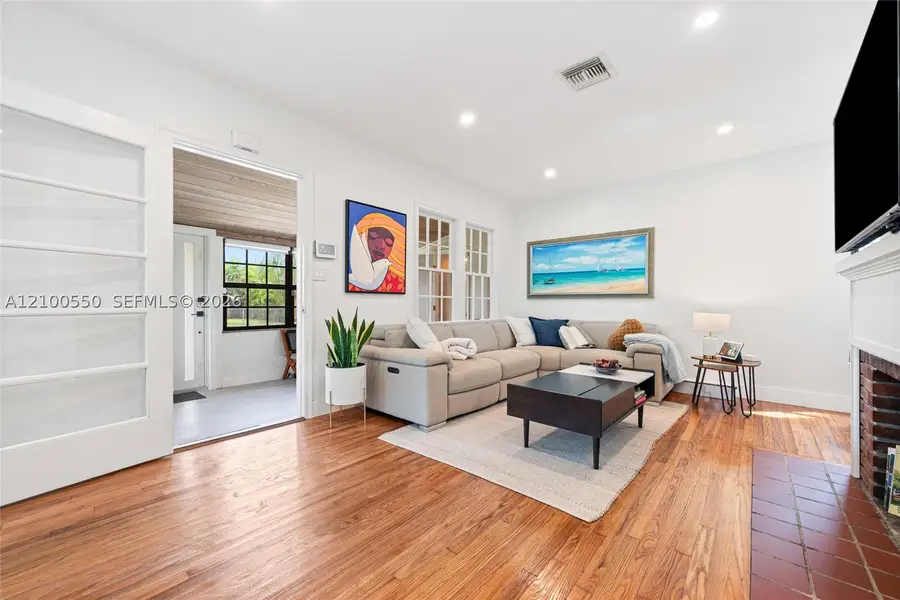 1616 Dewey St, Hollywood, FL 33020 - #3