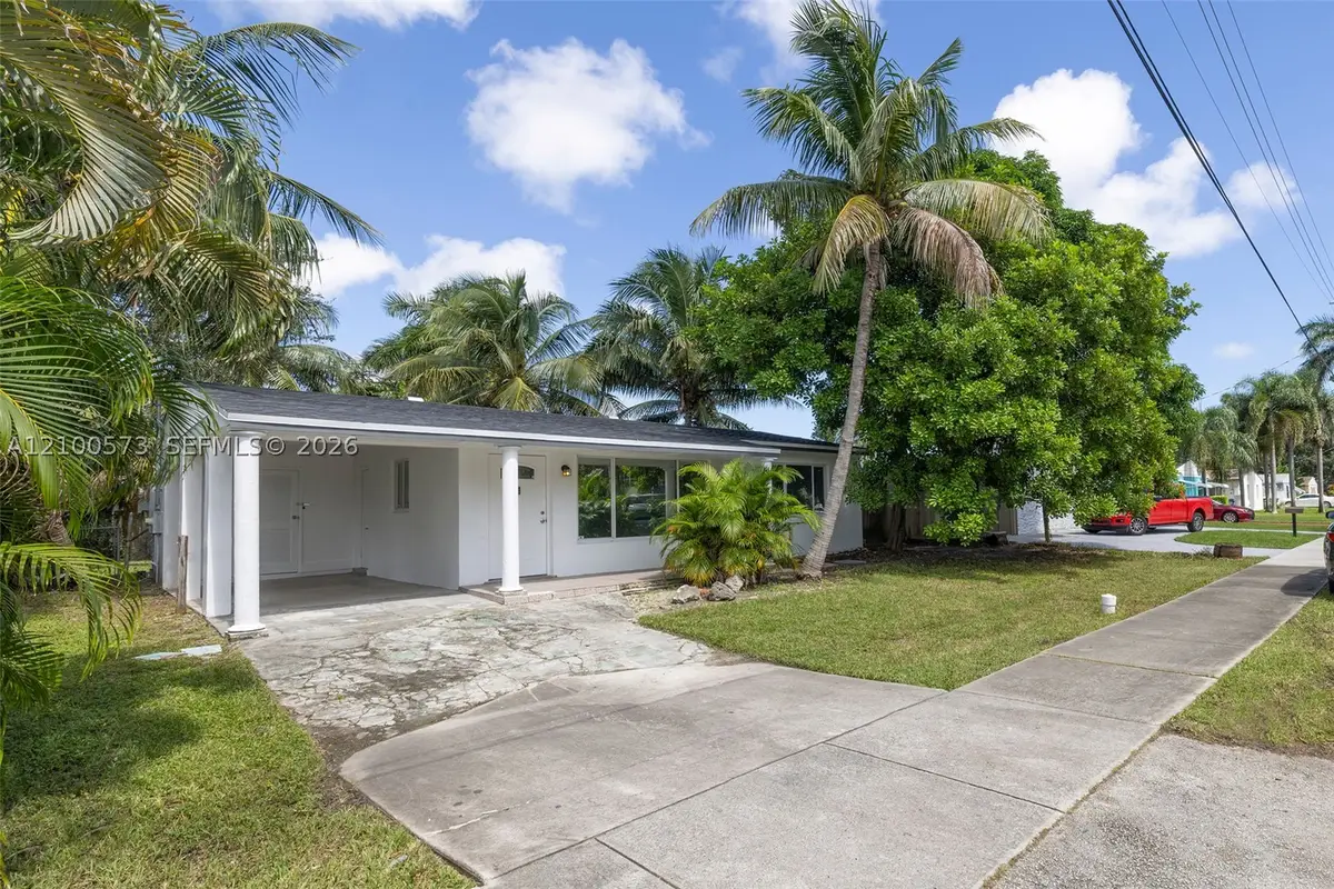 2733 Harding St, Hollywood, FL 33020 - #1