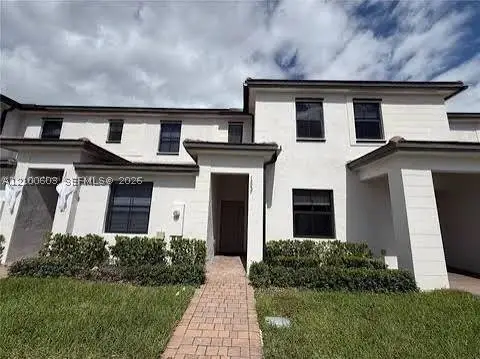 12880 SW 232nd Ln, Homestead, FL 33032