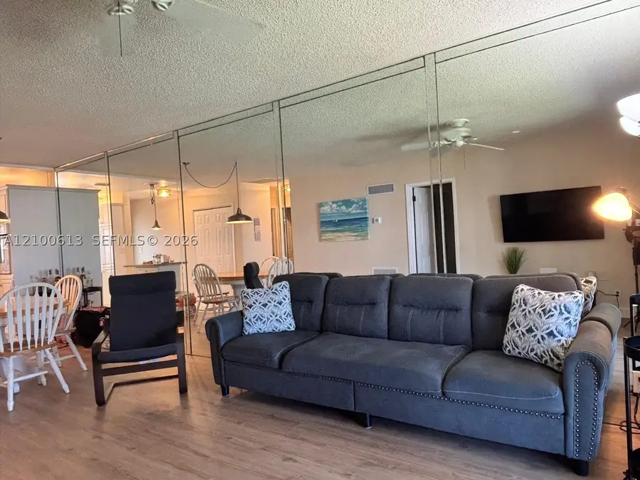 298 SE 6th Ave #15, Pompano Beach, FL 33060 - #2