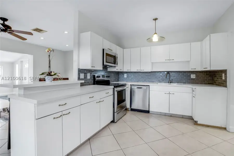 3225 Arthur Ter, Hollywood, FL 33021 - #2