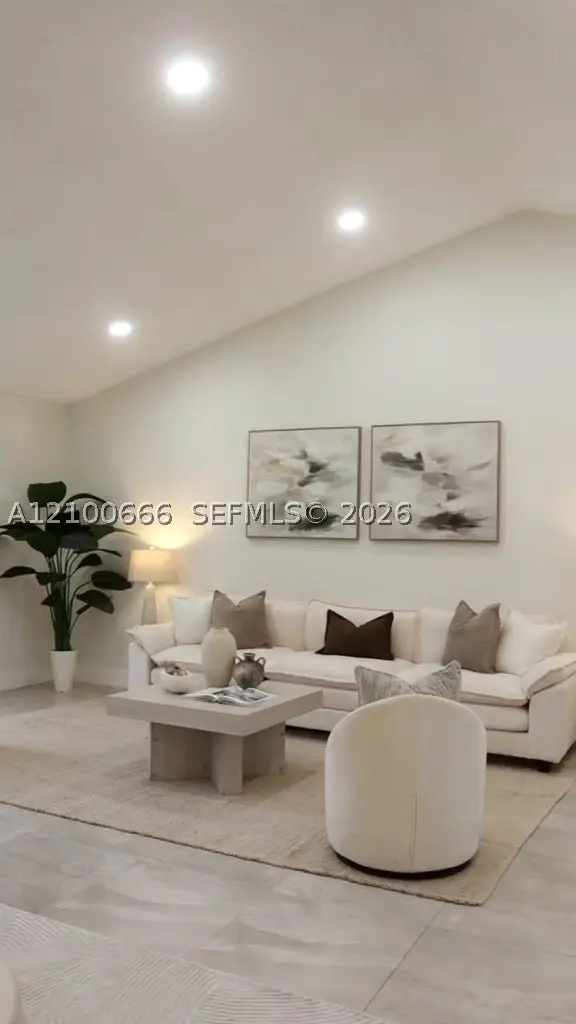 8201 NW 52nd St, Lauderhill, FL 33351 - #3