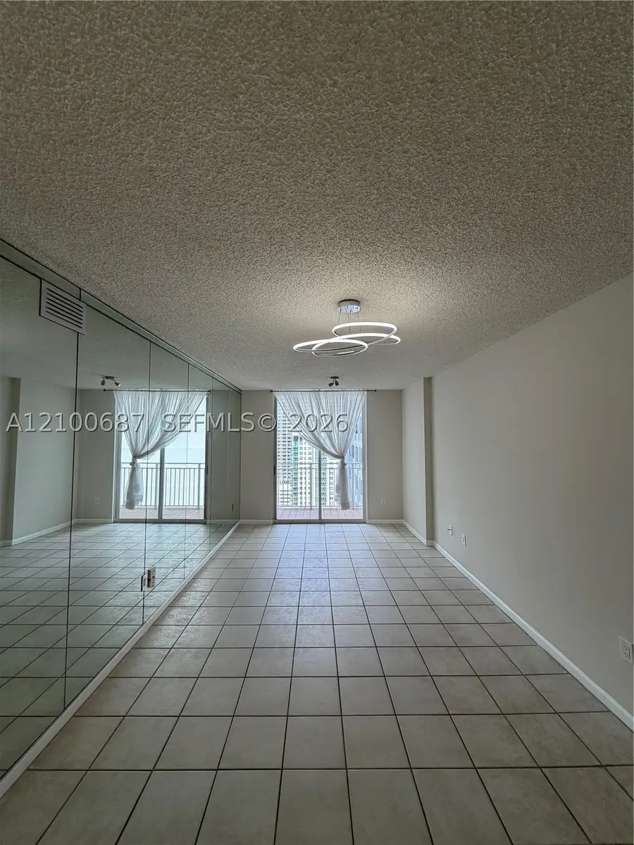 185 SE 14th Ter #2512, Miami, FL 33131 - #3