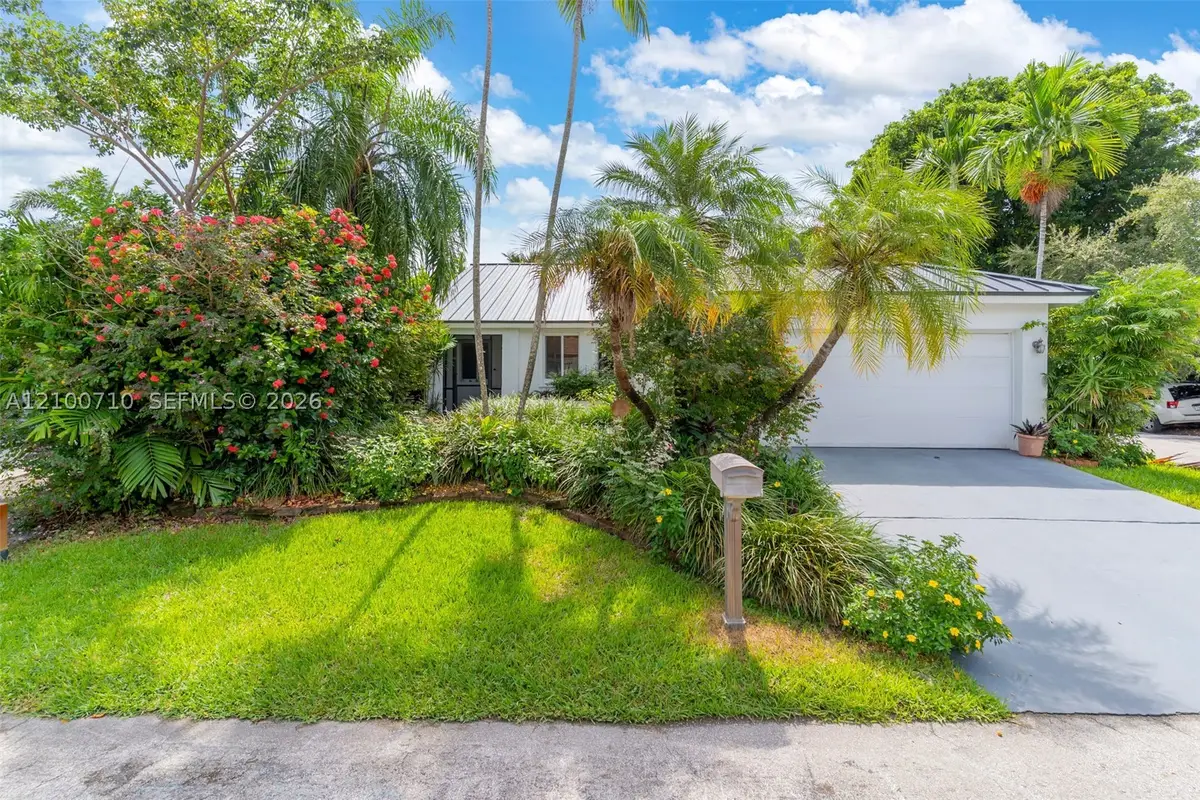 8514 SW 209th Ln, Cutler Bay, FL 33189 - #1