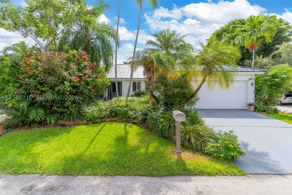 8514 SW 209th Ln, Cutler Bay, FL 33189