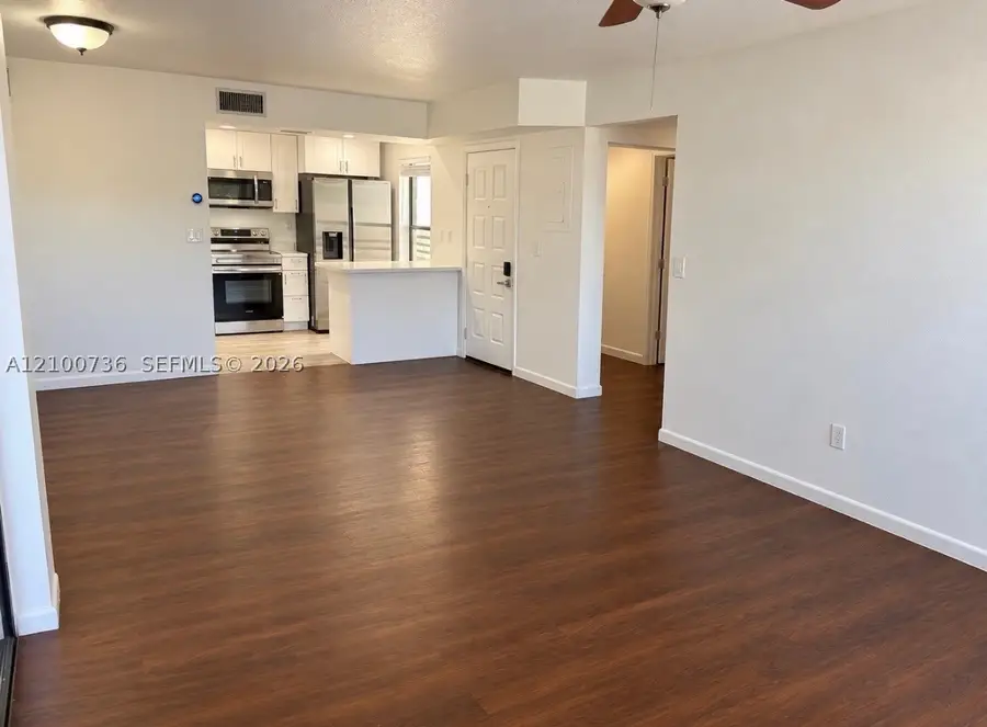 1128 N Hiatus Rd #1128, Pembroke Pines, FL 33026 - #2