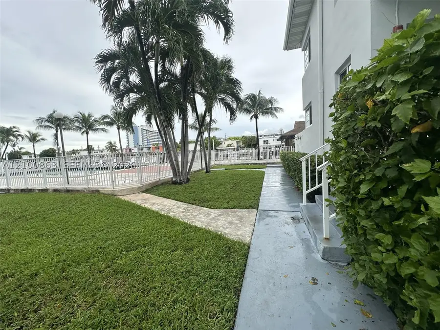 7207 Bay Dr #13, Miami Beach, FL 33141 - #3