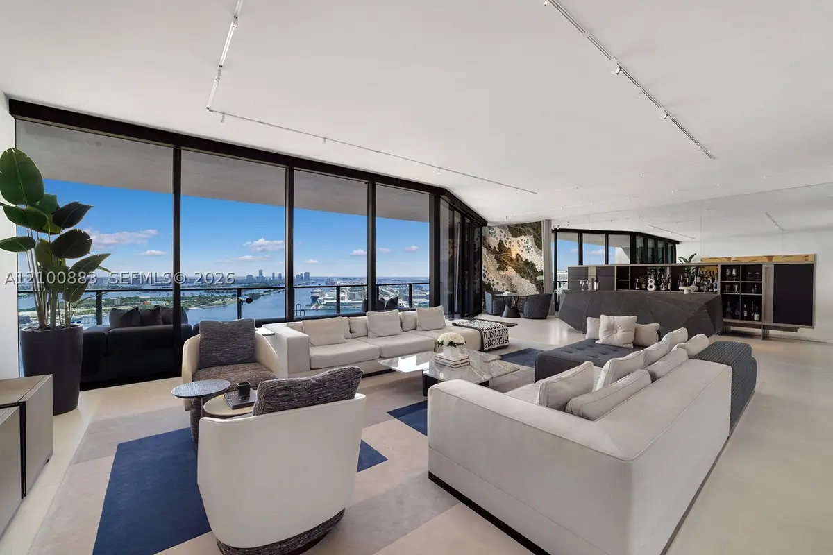 1000 Biscayne Blvd #3302, Miami, FL 33132 - #1