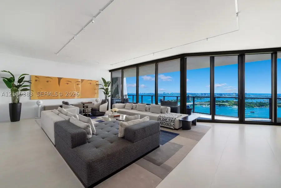 1000 Biscayne Blvd #3302, Miami, FL 33132 - #2