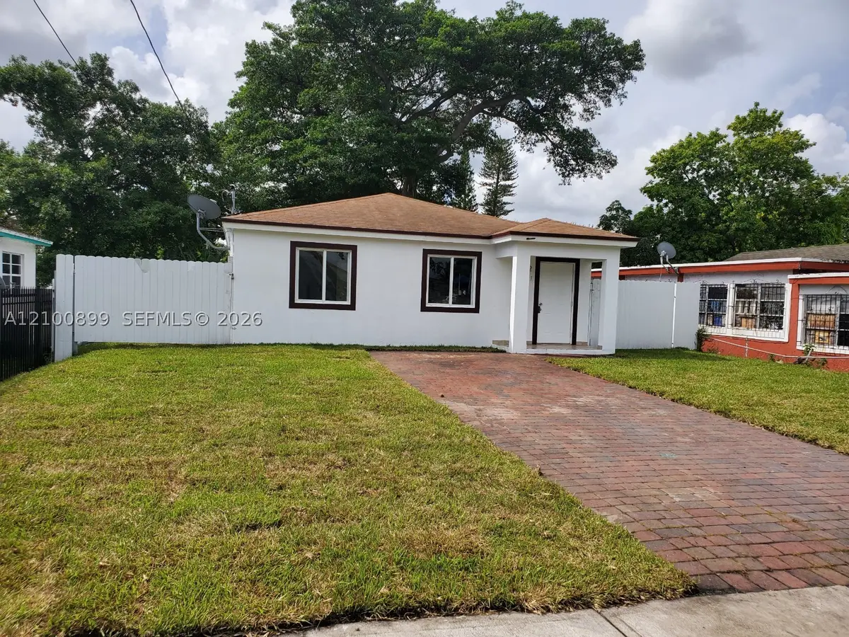 1212 NW 71st St, Miami, FL 33147 - #1