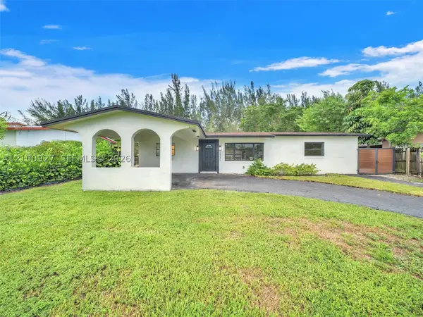 5450 SW 55 Ave, Davie, FL 33314