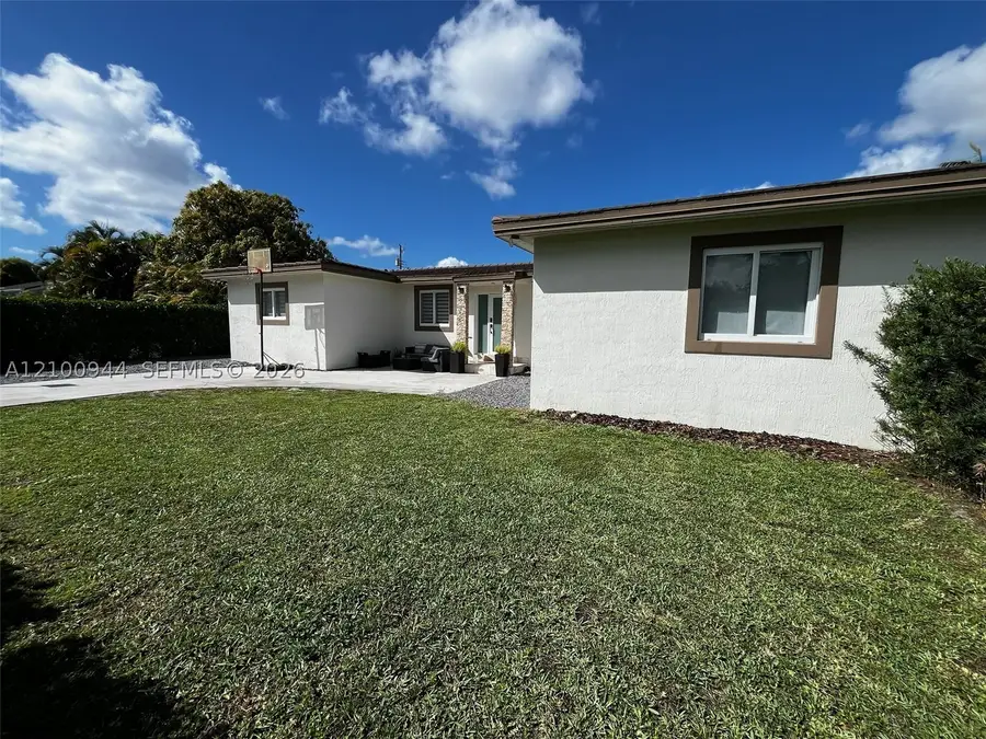 9975 NW 27th Ter, Doral, FL 33172 - #2