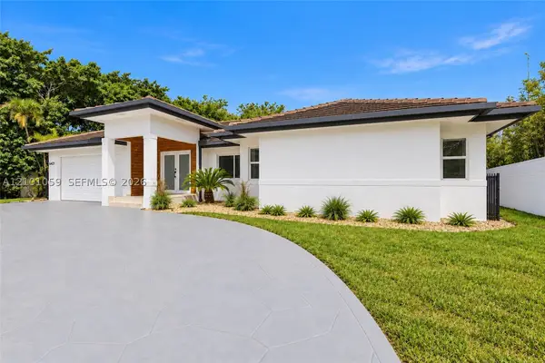 6421 Miller Dr, South Miami, FL 33155