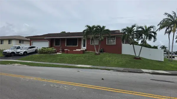 8065 SW 205th Ter, Cutler Bay, FL 33189