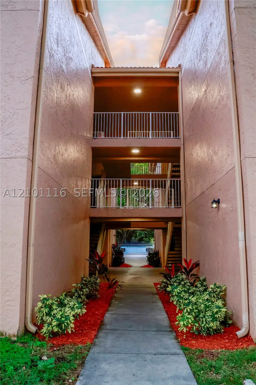 15770 SW 106th Ter #305, Miami, FL 33196 - #3