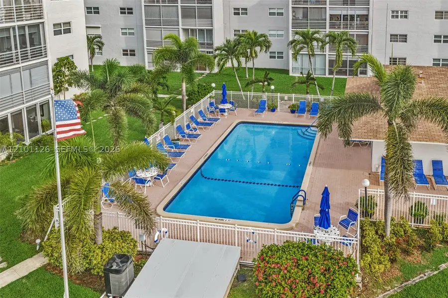 315 SE 11th Ter #203, Dania Beach, FL 33004 - #2
