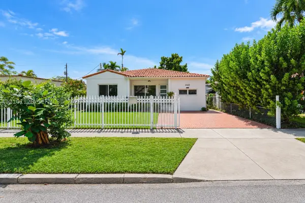 2520 SW 22nd Ter, Miami, FL 33145