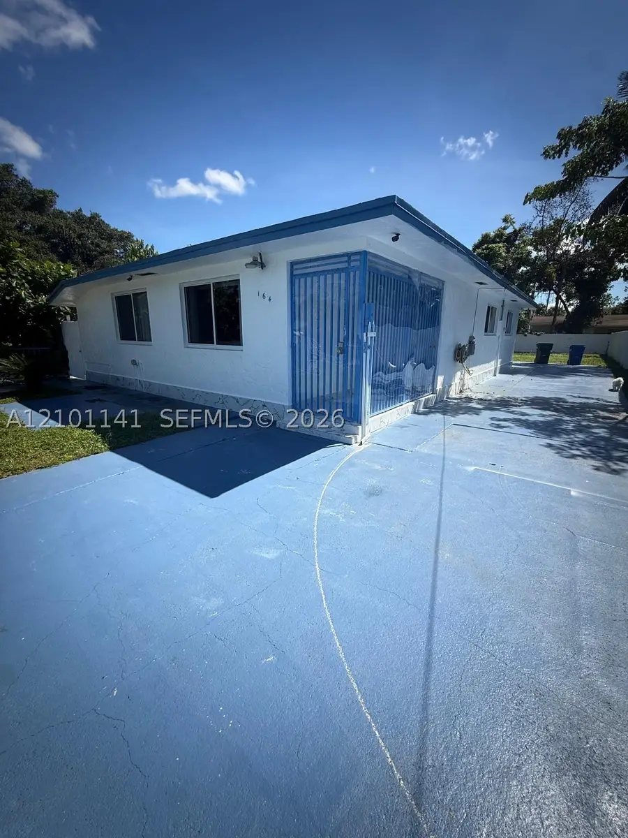 164 NE 169th St, North Miami Beach, FL 33162 - #2