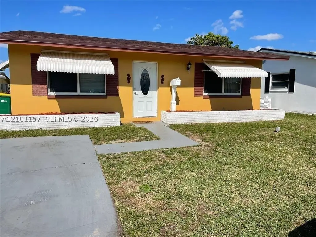 4929 NW 54th Ct, Tamarac, FL 33319 - #1