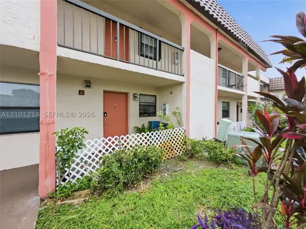 821 NE 207th Ln #1-103, Miami, FL 33179