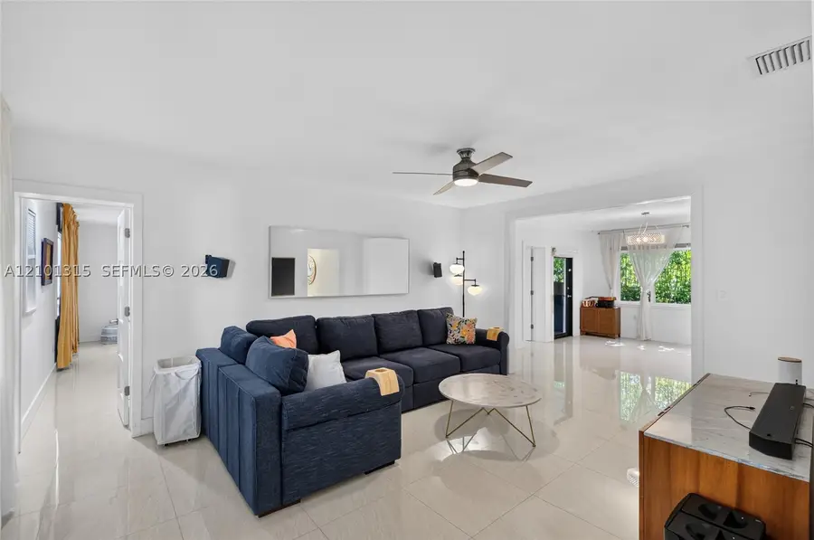 2543 SW 15th St, Miami, FL 33145 - #3