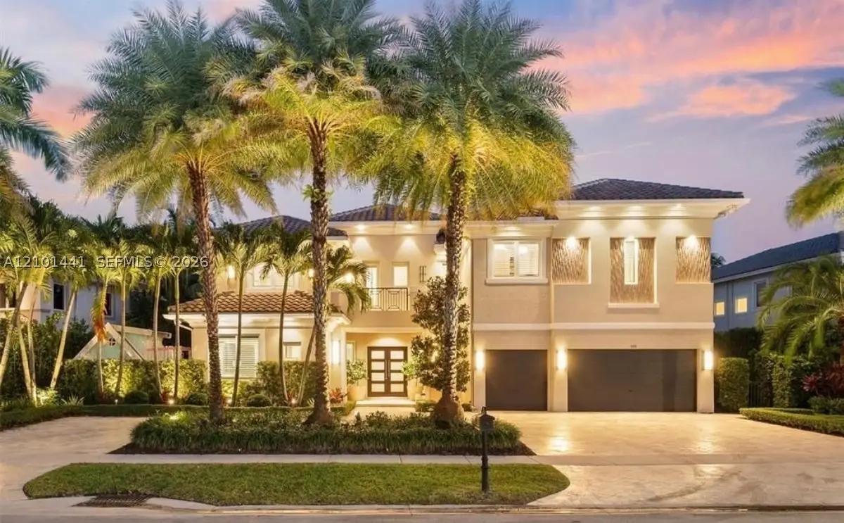 560 Coconut Palm Ter, Plantation, FL 33324 - #1
