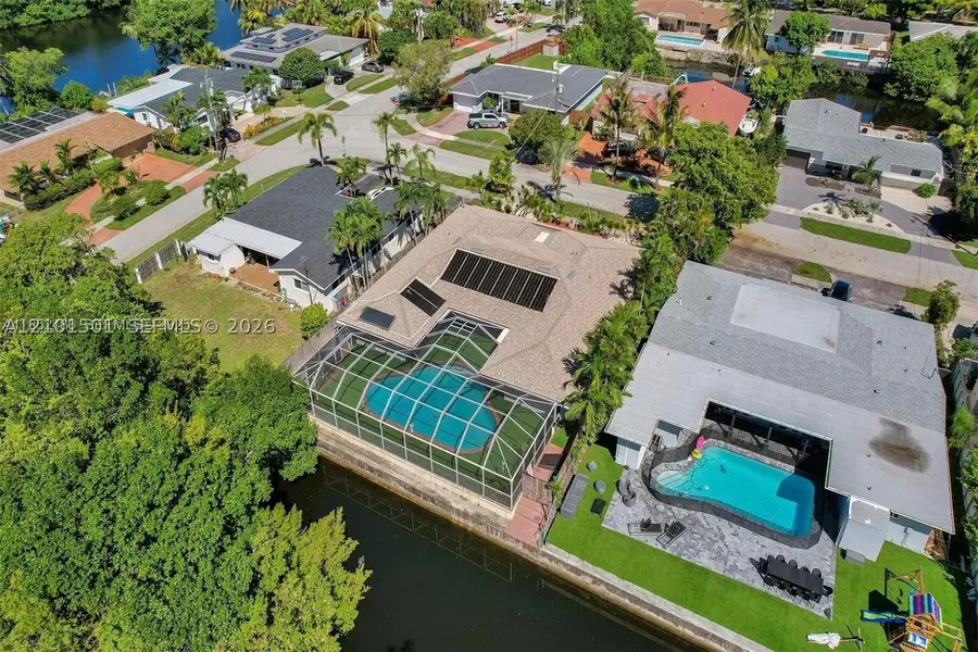 2310 NE 195th St, Miami, FL 33180 - #2