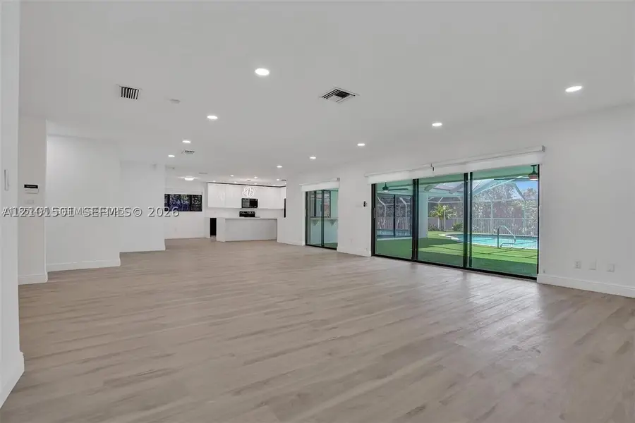 2310 NE 195th St, Miami, FL 33180 - #3