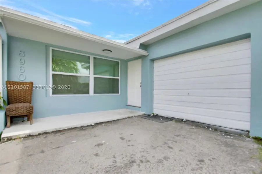 8960 Sunset Strip, Sunrise, FL 33322 - #2