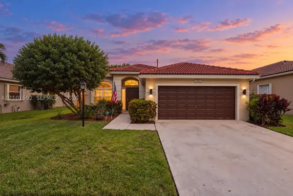 13182 NW 19th St, Pembroke Pines, FL 33028