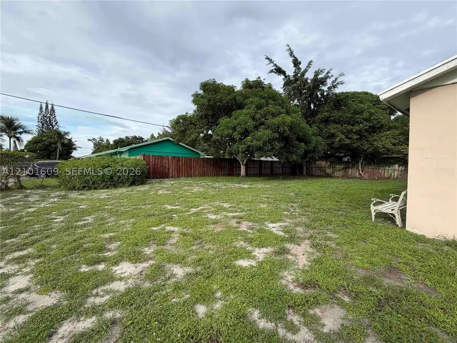 101 NE 19th Ave, Boynton Beach, FL 33435 - #2