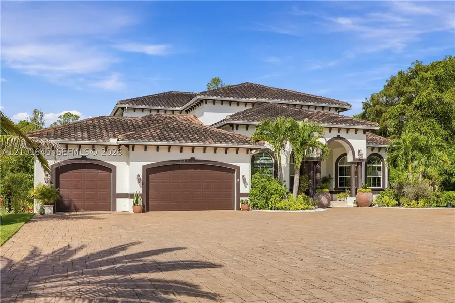 541 SW 17th St Sw, Naples, FL 34117-3315 - #2
