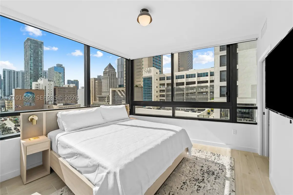 225 N Miami Ave #912, Miami, FL 33128 - #1