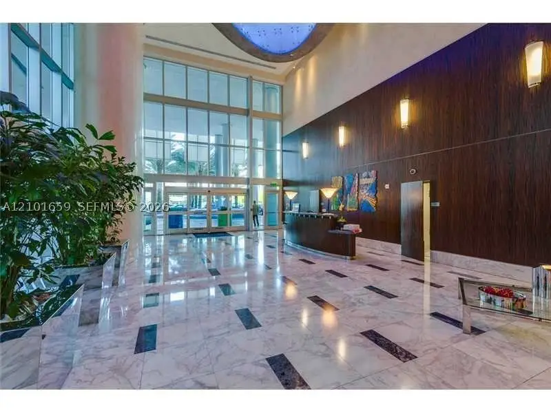 185 SW 7th St #3006, Miami, FL 33130 - #2